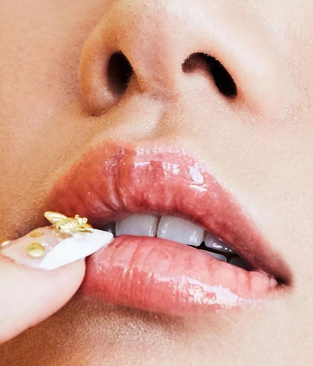 蜂蜜水护肤品雅诗兰黛,蜂蜜洗脸皮肤真的会好吗