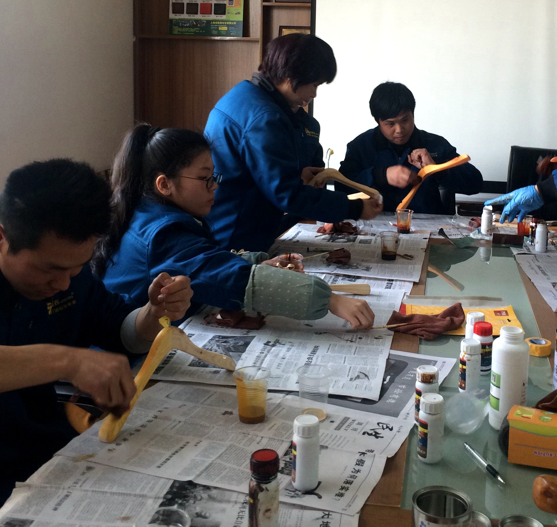 木蜡油DIY活动进行时，巧学木蜡油施工工艺