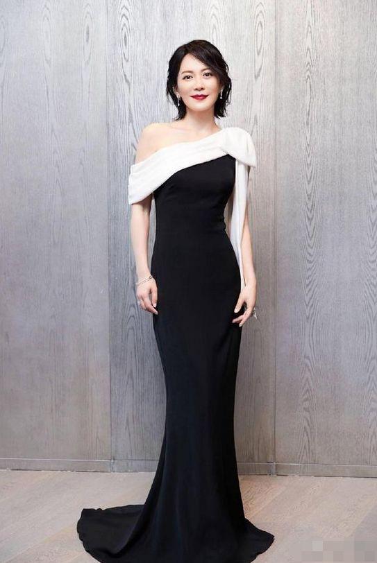 说好的不老女神，怎么生图就崩了？