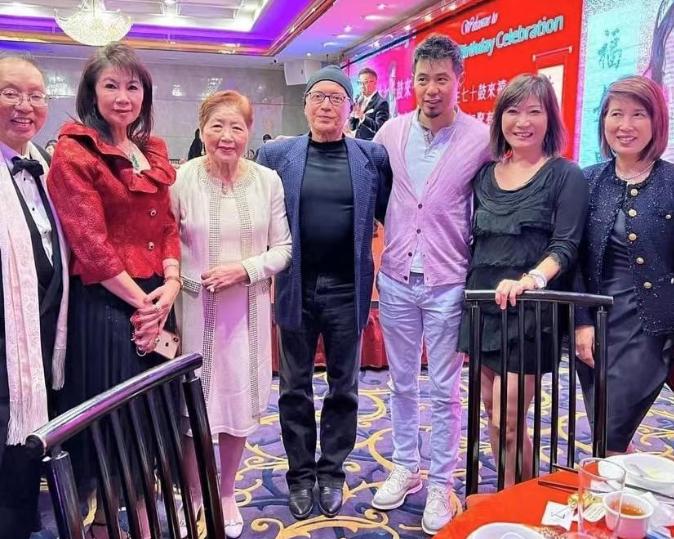 67岁尊龙近照曾是亚洲最美男子,69岁尊龙近照身材走样