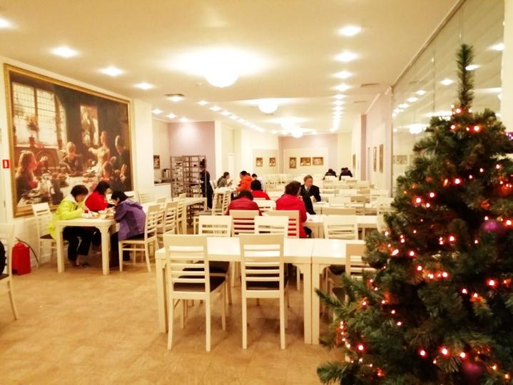 为何俄罗斯酒店的床都很小,俄罗斯晚上酒店