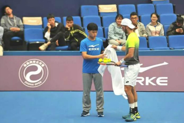 鸿星尔克与安踏齐名,鸿星尔克中国和安踏中国