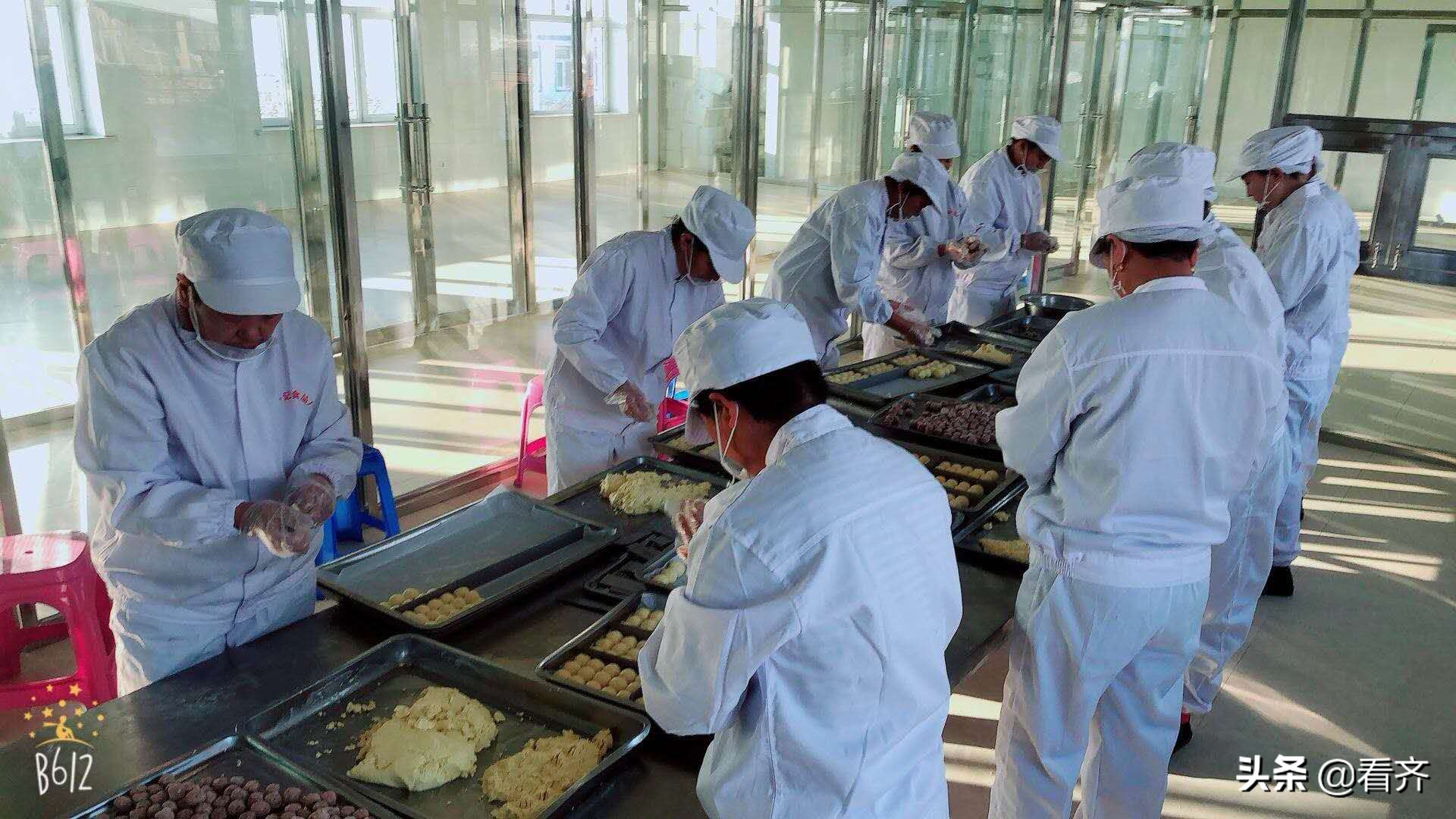 粘豆包粗粮直播,东北粘玉米面豆包直播