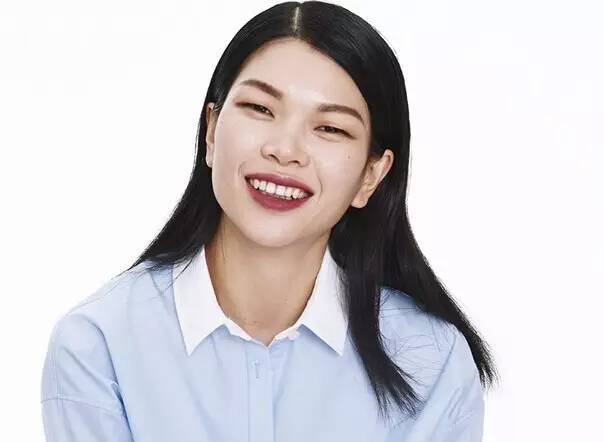 名模吕燕哪年出生,丑女吕燕20岁变成超级名模