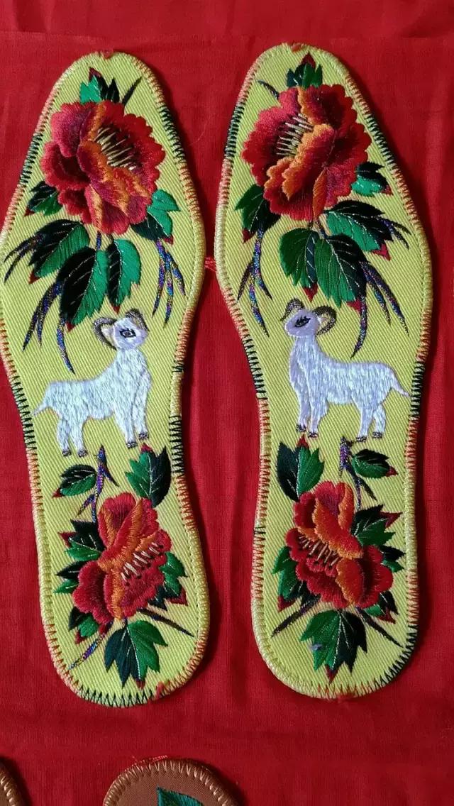 刺绣鞋垫图案大全详细图,惊艳绝伦刺绣鞋垫欣赏