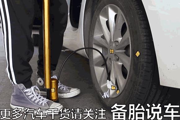 轮胎卡石子怎么抠掉最轻松,轮胎里卡石头如何处理