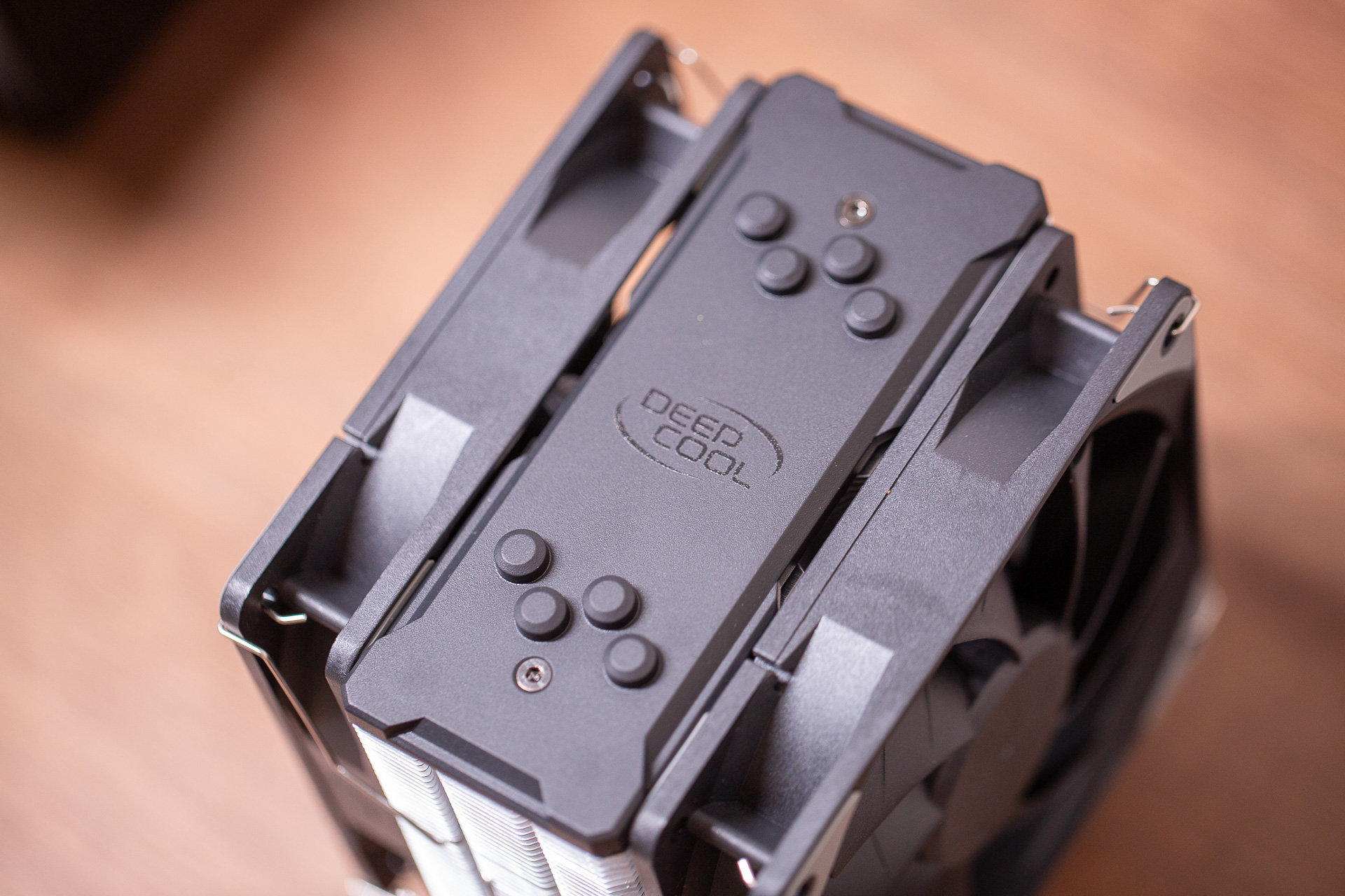 b550主板能发挥5900x性能吗,b550主板支持5800x3d吗