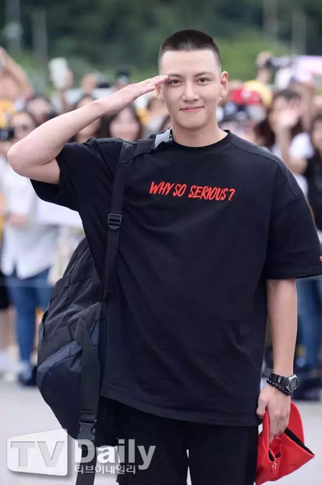 曾与中国女星恋爱？韩剧男神阔别2年归来，竟成危险“冷冻人”…