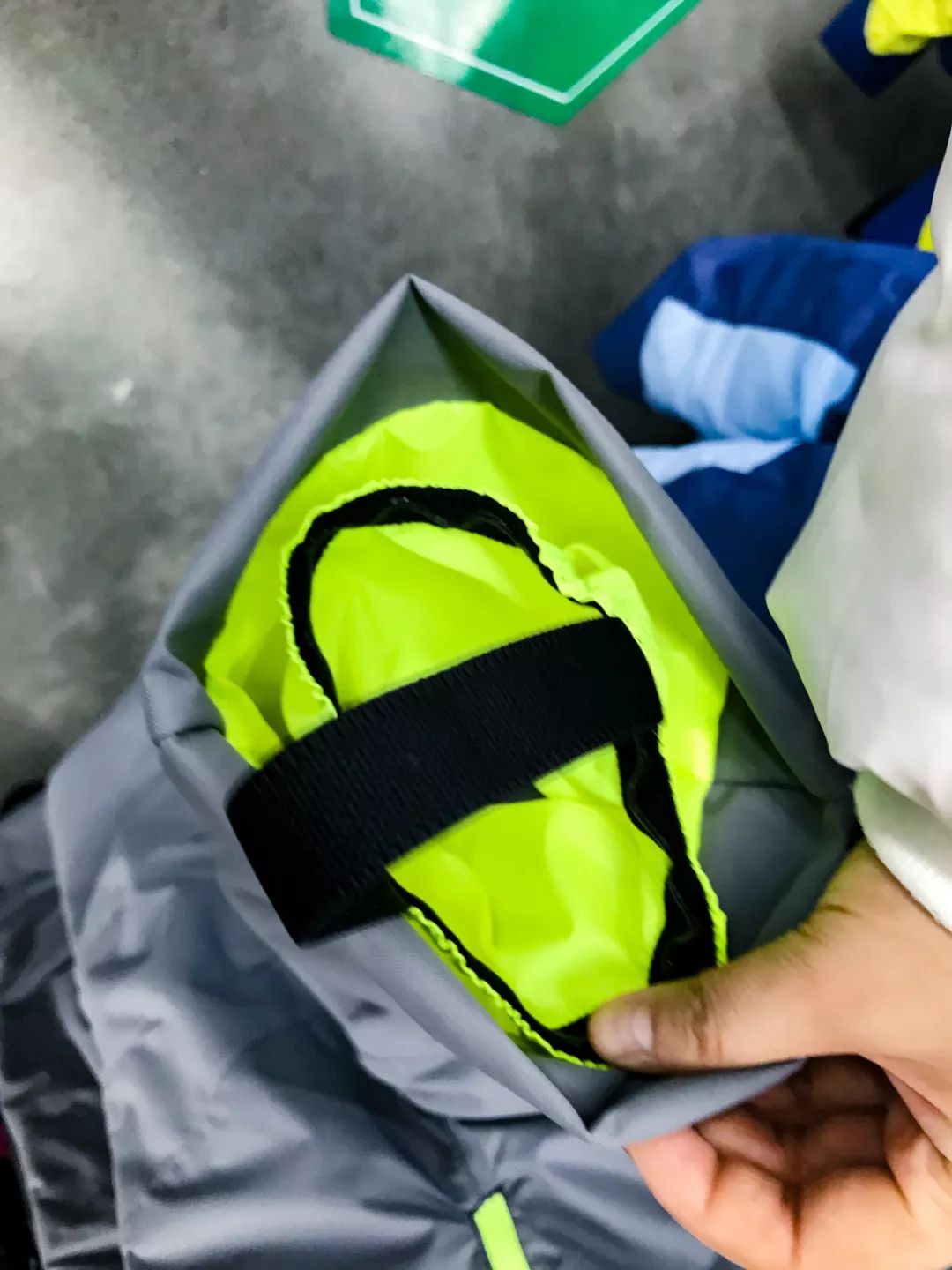 带孩子去滑雪场滑雪需要准备什么,周末带娃亲测滑雪攻略