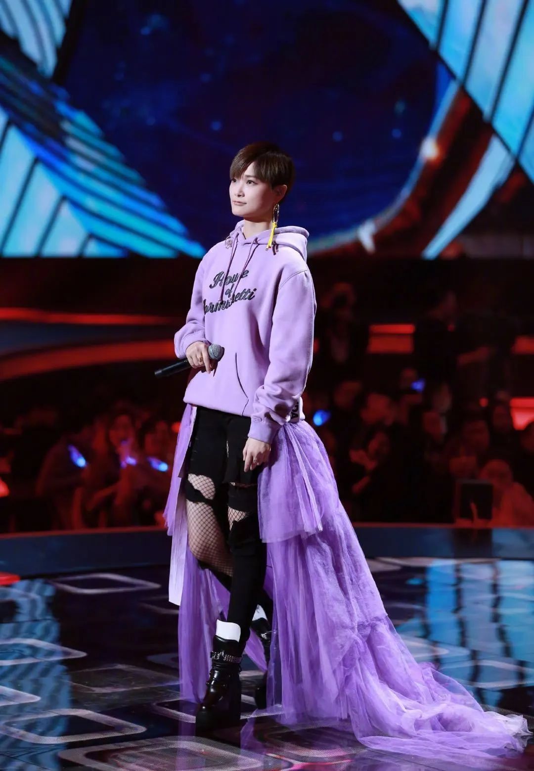 所有女生！帮你扒了10位女明星的*服私**，520照着穿就对啦