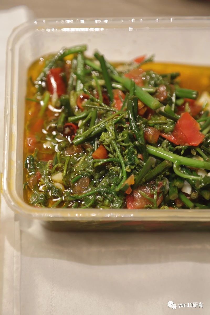 昆明滇池美食推荐菌火锅,滇池边菌子火锅