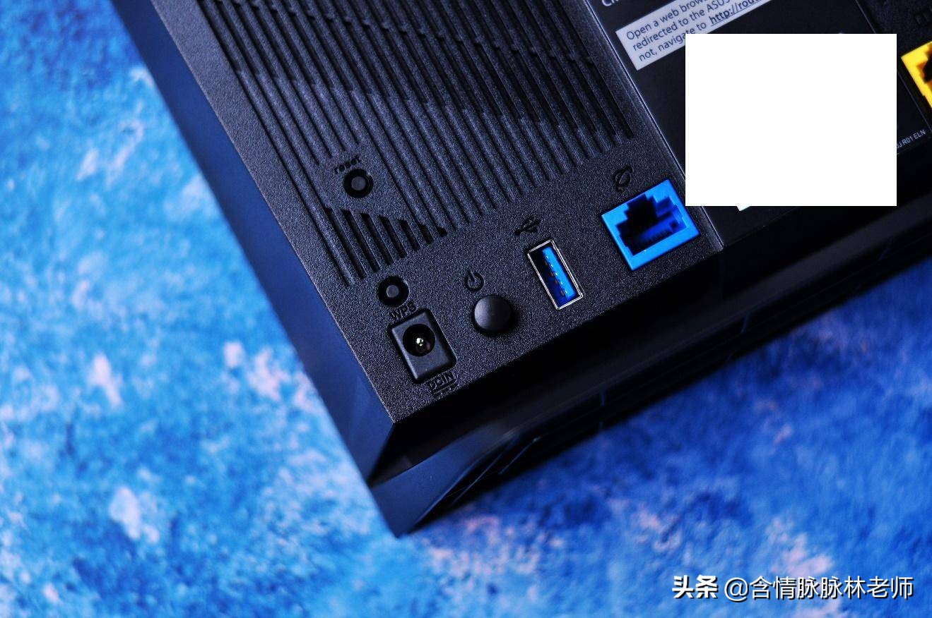 华硕路由器rt-ac86u测评,华硕路由器rt-ax82u玩和平精英