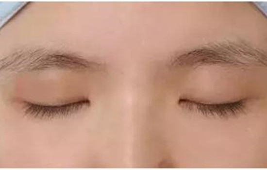 眉笔刮了怎么就不长了,眉笔用多了掉眉毛什么情况