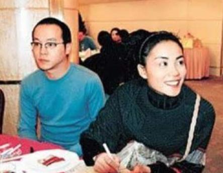 王菲窦唯离婚原因揭秘,王菲帮过窦唯吗