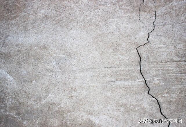 铝铸件热裂纹产生的原因,压铸件高温烘烤后鼓包的原因