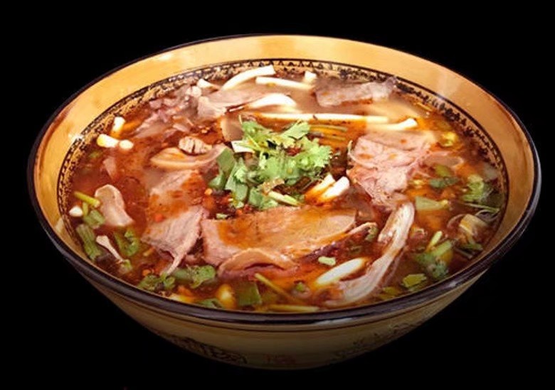 小本生意餐饮加盟店,小吃店加盟小锅米线最火爆的项目