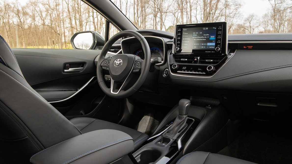 丰田卡罗拉双擎试驾感受,丰田卡罗拉试驾车内感受