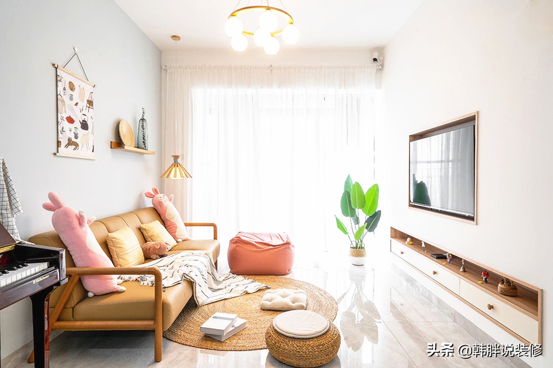 北欧客厅刷什么乳胶漆温馨又好看 (小户型乳胶漆全屋通刷现代北欧)