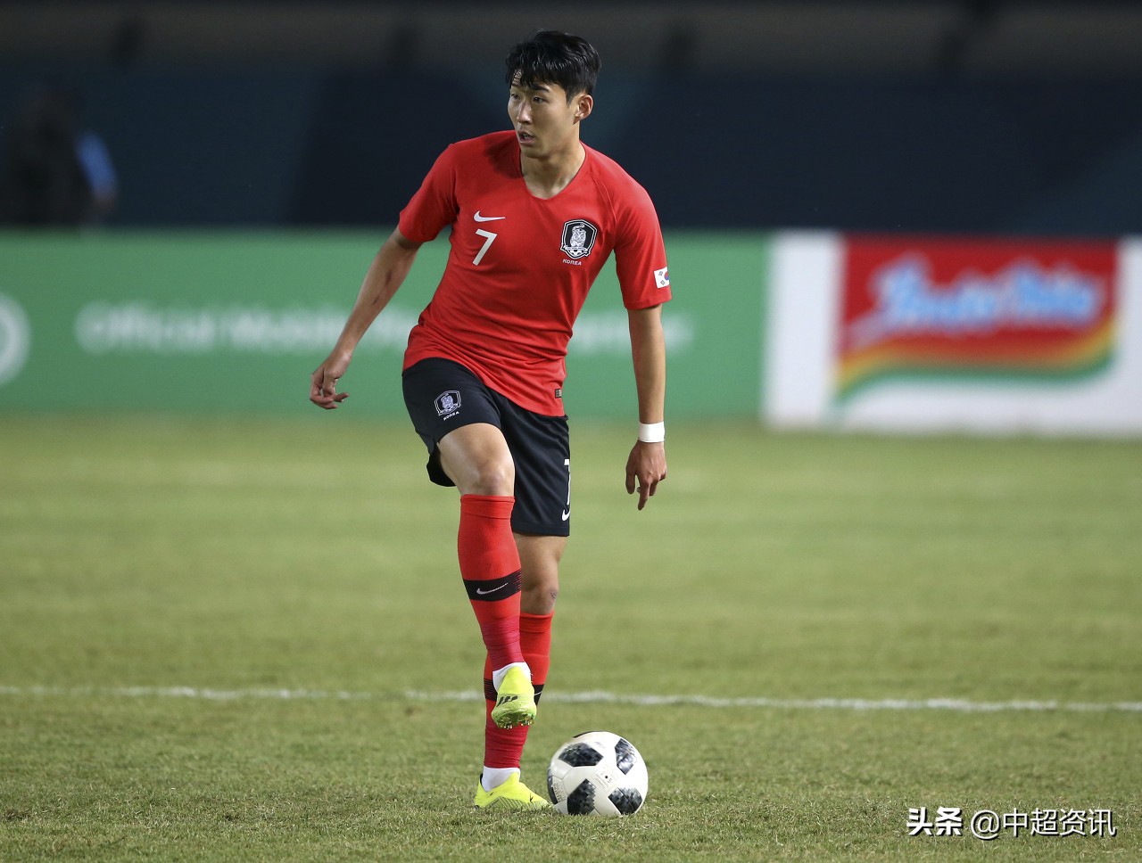 韩国队十六强对阵谁何时比赛,韩国队18强晋级之路