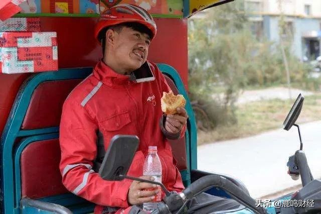 在帕米尔高原上,在帕米尔高原