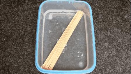 8岁胸部就开始发育，一查发现长不高了！元凶竟是天天用的…