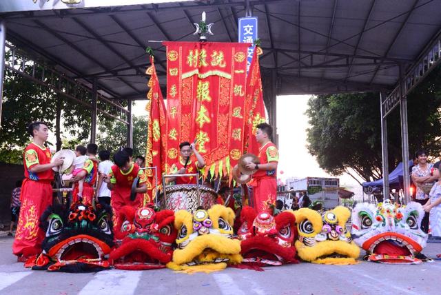 鐑椆搴嗙鏉庢皬瀹楃濂犲熀浠紡,鐣閽熸潙瀛斿瓙璇炶景