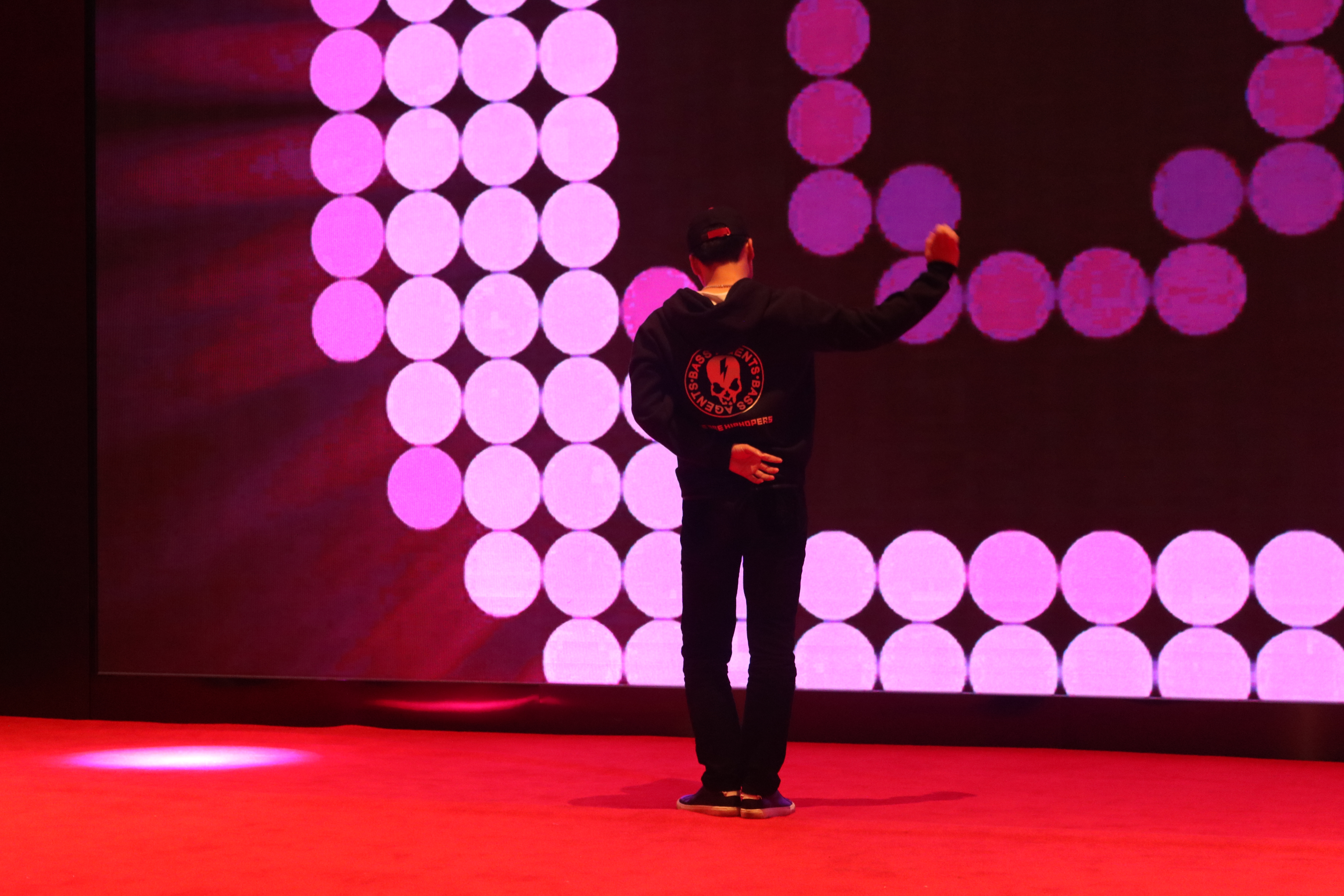 鐭ュ悓閬撳悎鏁欒偛瑙嗛鍓緫,蹇楀悓閬撳悎