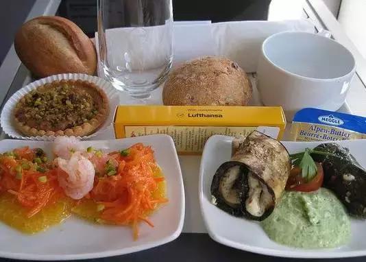 飞机餐哪家强？盘点全球「最好吃」的航空公司