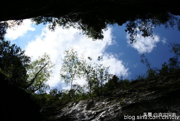 探索湖北五峰虎眼天坑,湖北天坑未解之谜