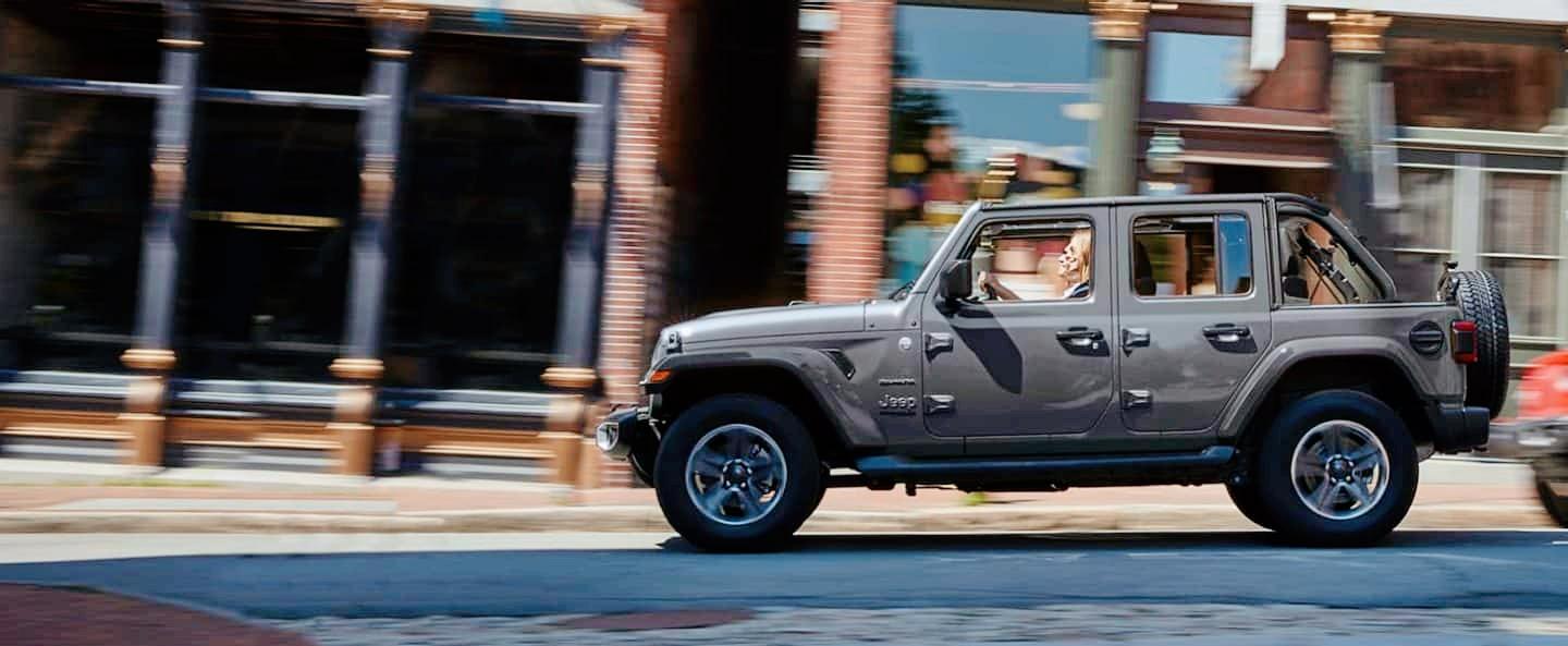 牧马人和牧马人4xe有什么区别,加版牧马人4xe深度评测