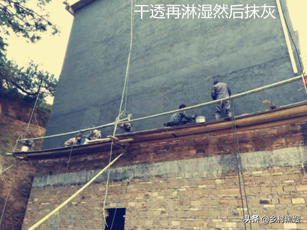 自建房外墙总有一天会渗水吗,自建房墙壁渗水怎么回事