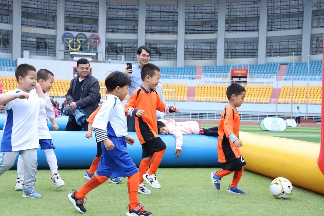 聊城市趣味运动会,聊城学校足球比赛