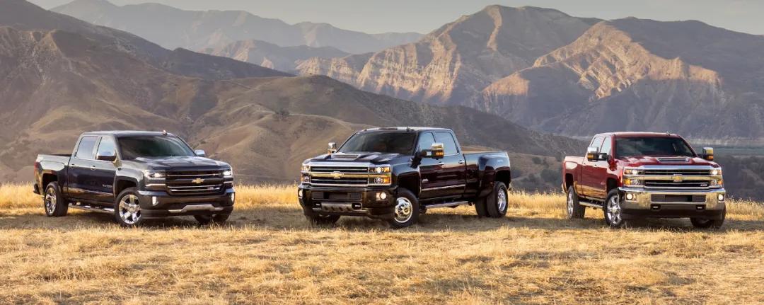 马路是大爷，停车是孙子，在中国开皮卡果真如此酸爽？