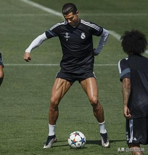 盘点中超赛场上的7大粗腿,希望新星在列，向世界大粗腿名宿们致敬