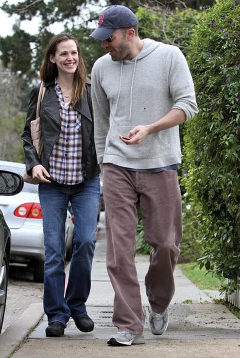 大本或将购买婚戒,携母亲现身珠宝店,19年前花1600万买戒指求婚