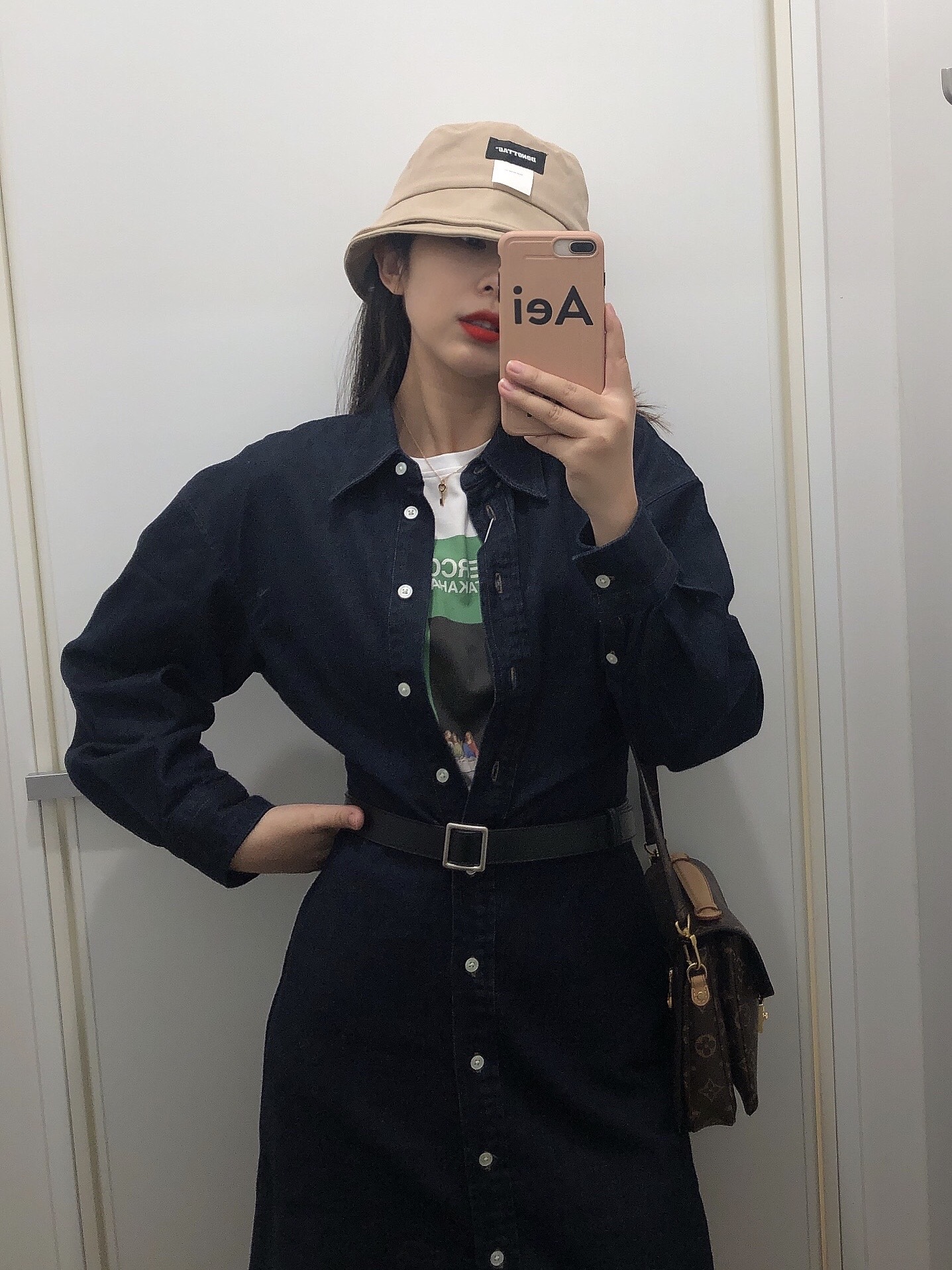 优衣库u系列2022女装哪款值得买,12件优衣库秋冬u系列测评8套搭配