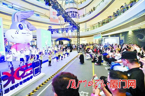 好吃好玩好潮思明让您“购”满意“来去思明”2020秋冬购物季火爆开启，活动持续至12月