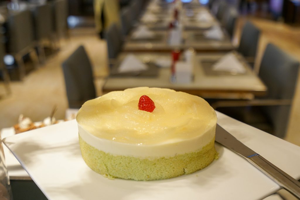 上海扬子江丽笙小龙虾自助餐,上海市扬子江万丽酒店地址