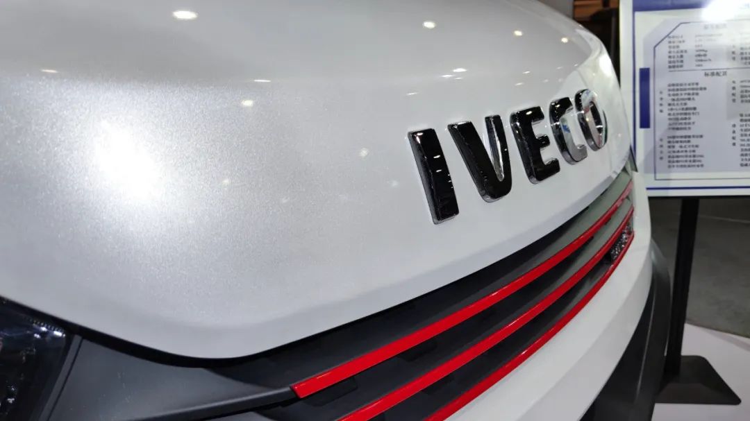 电力升级全新登场!|德兴大熊座为「精致、实用」代言