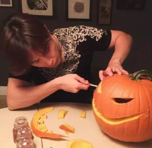 宠妻狂魔李承铉为戚薇开串串香店,戚薇李承铉甜蜜日常