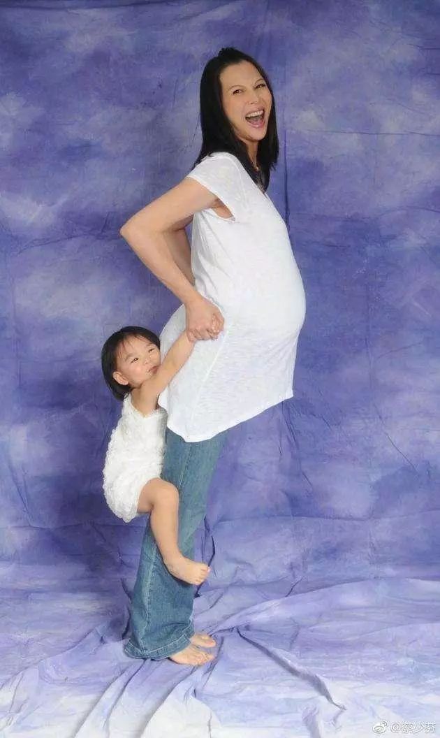 46宀佽敗灏戣姮楂橀緞鍐掗櫓浜у瓙涓夎儙,46宀佽敗灏戣姮楂橀緞涓夎儙韬綋鐘跺喌