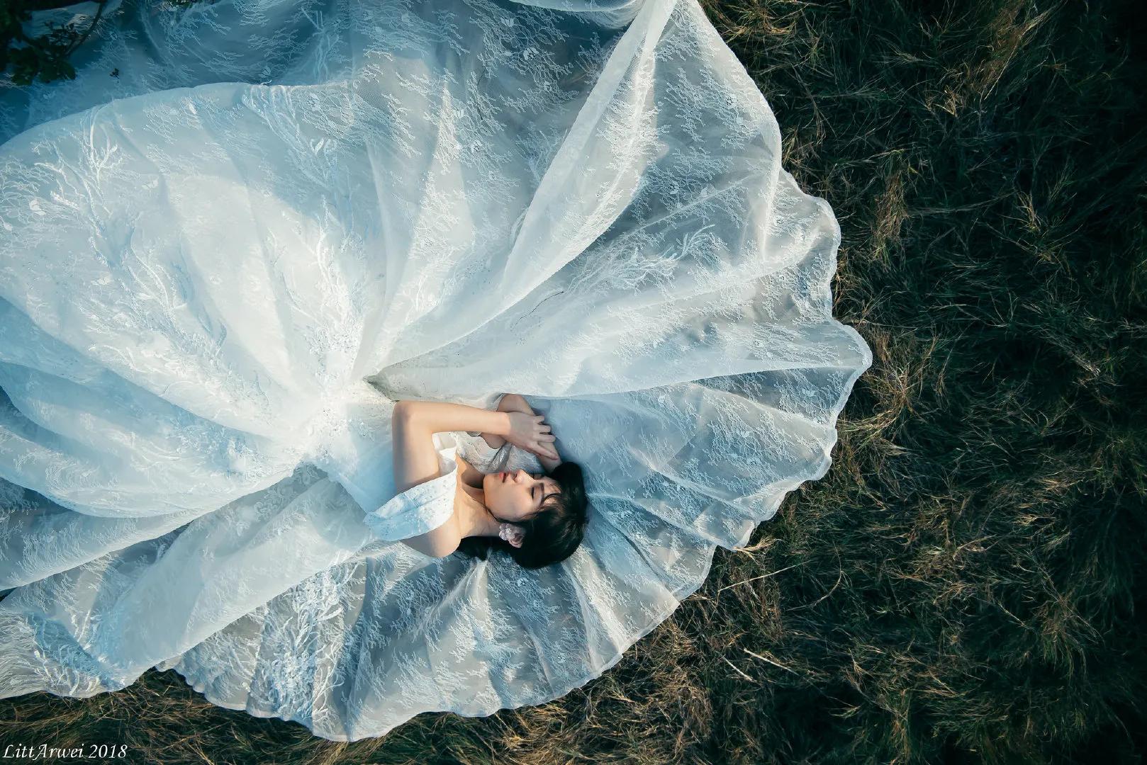 短视频和自媒体哪个更赚钱,越简单的东西来钱越快