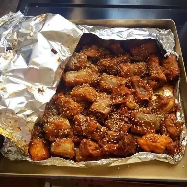 摆摊做夜宵做什么能挣钱,做烧烤摆地摊成本多少钱