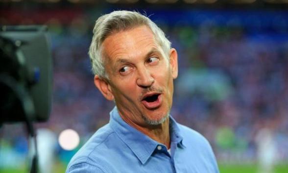 康利14年无技术犯规，莱因克尔生涯无黄牌，两个纪录哪个更难？