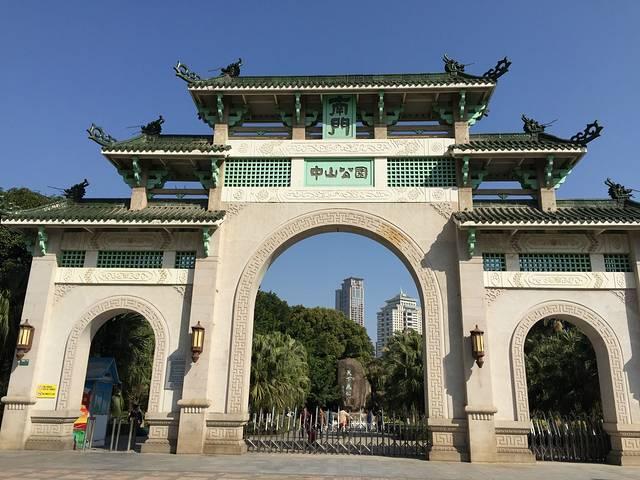 *光春**正好,快来搭乘开往春天的brt~