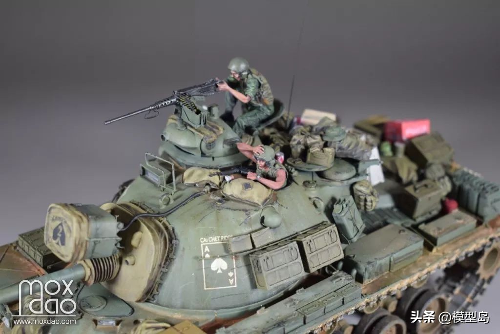 t34-85中型坦克模型,现代1:35主战坦克模型