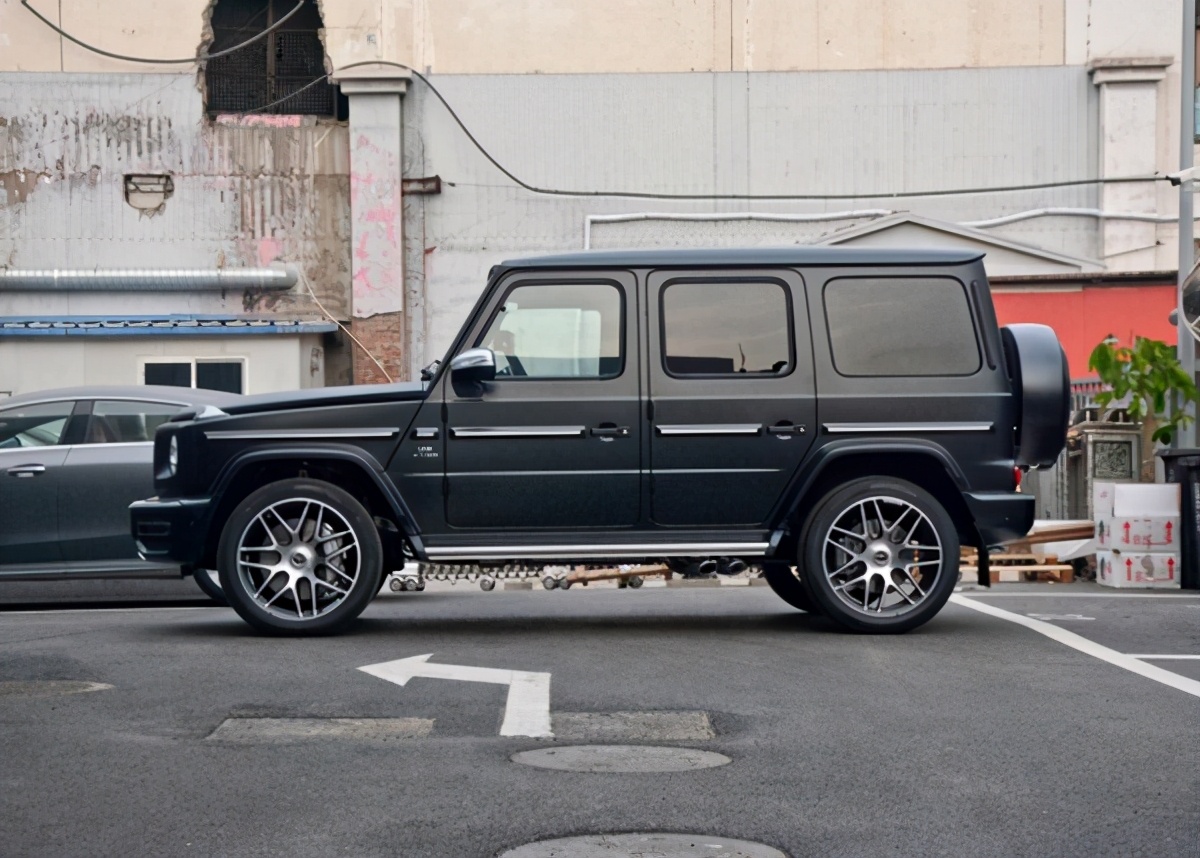 4.0tv8g63加几号汽油,4.0tv8的g63amg