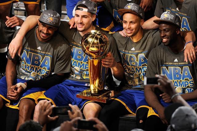 人物┃莱昂德罗-巴博萨：闪电般持球突破不可或缺的“板凳匪徒”