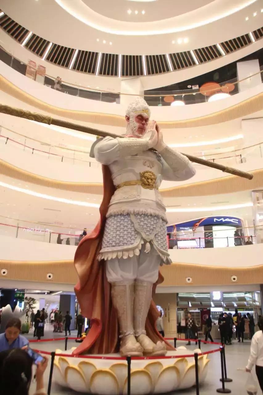 太古里跟兰桂坊,太古里和兰桂坊贰麻酒馆