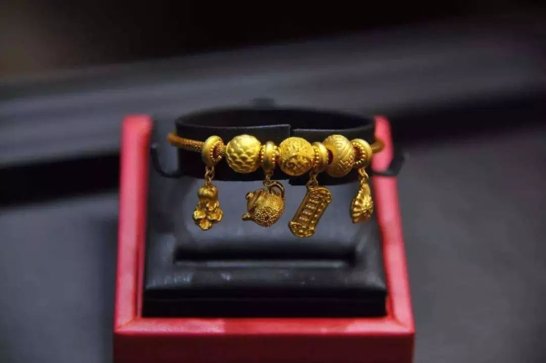 周大福和田玉故宫系列,周大福和故宫